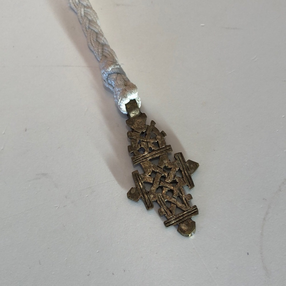 Metal cross - Picture 1 of 3